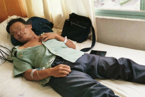 患者在红河州第三人民医院接受治疗~1.jpg