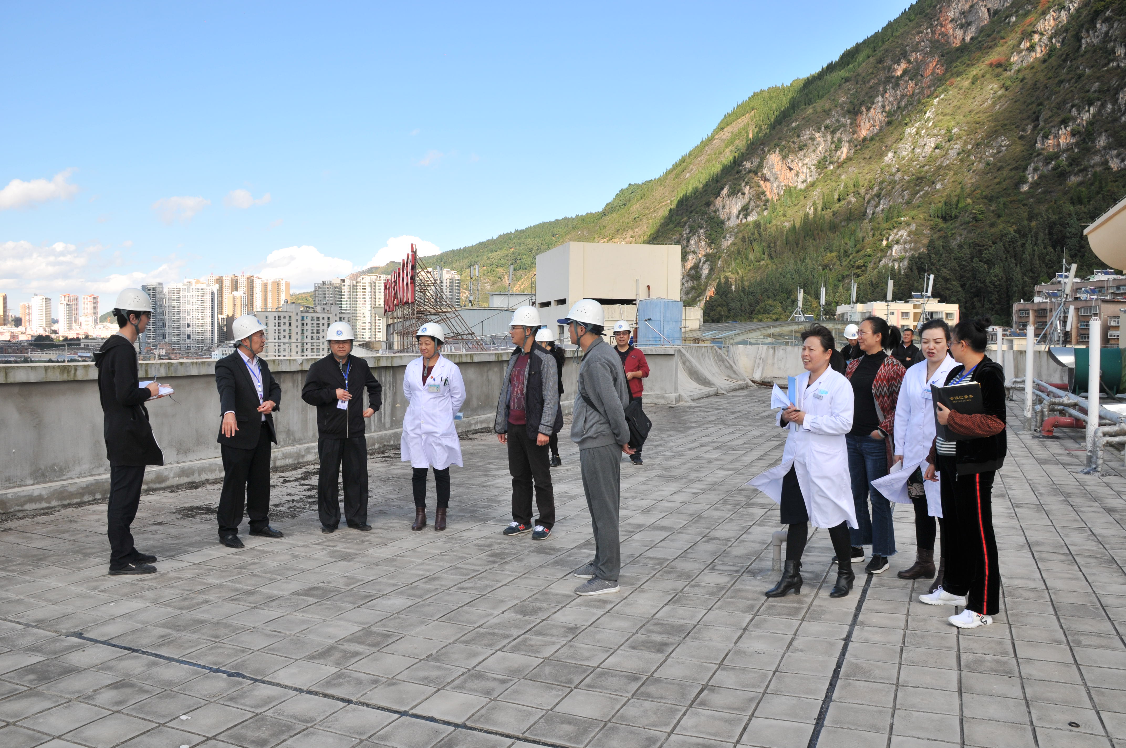 医院领导召开现场办公会  推进儿童专科大楼工程建设收官