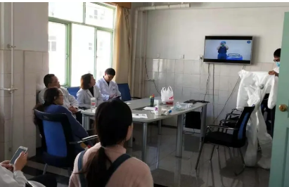 红河州第三人民医院检验科强化新冠疫情防控应急演练