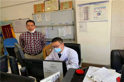 红河州第三人民医院成功实施单孔胸腔镜下支气管肺叶袖式切除术