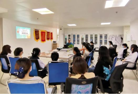 一个会说 一个会听：红河州第三医院儿科开展“医患有效沟通”研讨