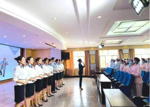以礼立身 提升护理服务质量 红河州第三人民医院开展职业礼仪培训