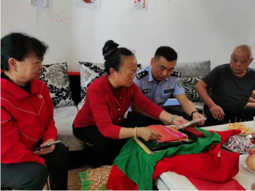 传承英烈风骨 挺起民族脊梁：二等功臣许跃烈士家来了“老战友”