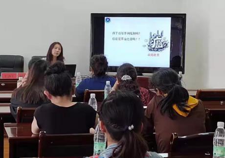 红河州第三人民医院健康管理中心赴云锡广元进行癌症防治知识宣讲