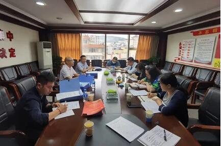 红河州纪委医疗乱象专项治理监督检查组到红河州第三人民医院专项检查