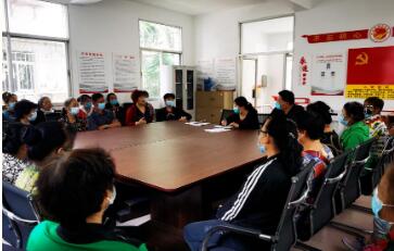 红河州第三人民医院开展离退休干部遍访工作