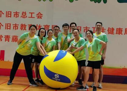 运动同心 健康同行 红河州第三人民医院 白衣天使化身运动健儿