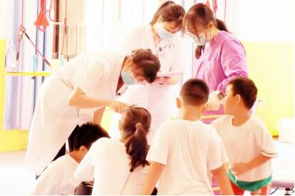 张梅，给折翼的天使重新插上翅膀！