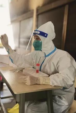 7万余元点燃爱心温度：抗击新冠你义无反顾 血浓于水我们与你同战病魔