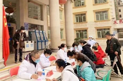 【担当卫健】红河州第三人民医院肾内科党支部组织开展“世界肾脏日”义诊活动