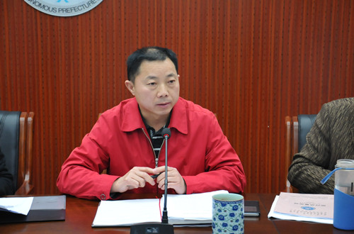 1547708679658351.jpg 2党委书记万国旺同志主持学习并讲话.jpg