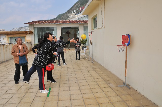 DSC_1090~1.jpg