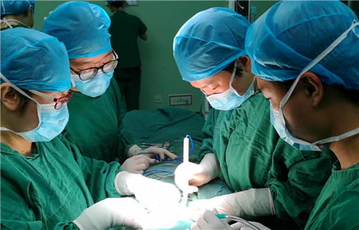 手术.jpg